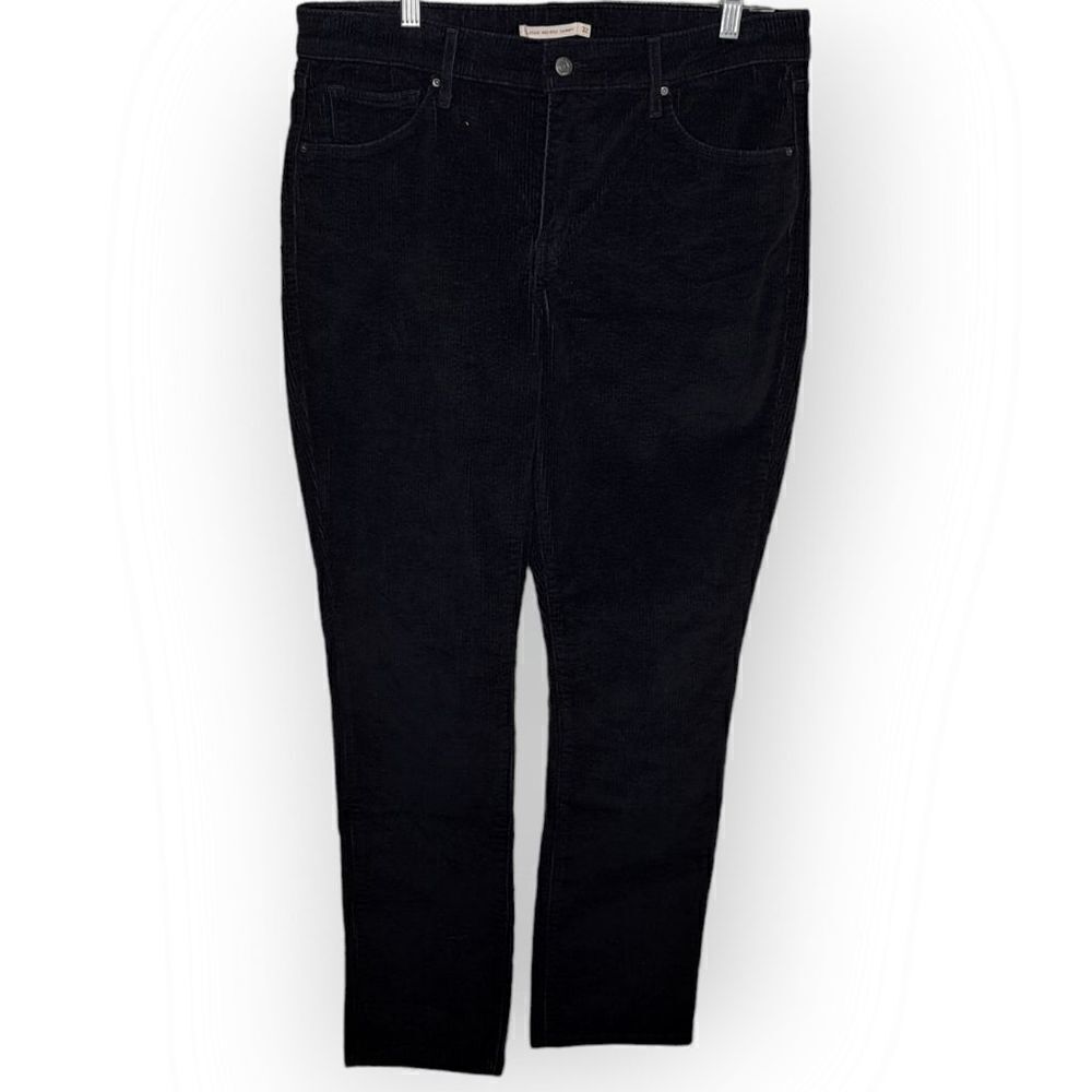 Levi's Classic Mid Rise Skinny Corduroy Jean in Black size 32